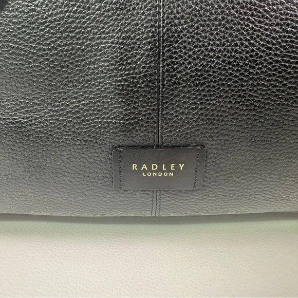 NEW RADLEY LONDON SOUTHWARK LANE BLACK LEATHER ZIP AROUND TOTE - Picture 13 of 14